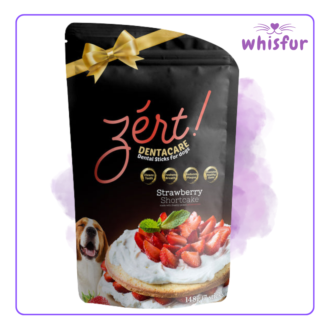 Packaging of zért! Dentacare Strawberry Shortcake dental sticks for dogs with a purple decorative border, branded 'whisfur'.
