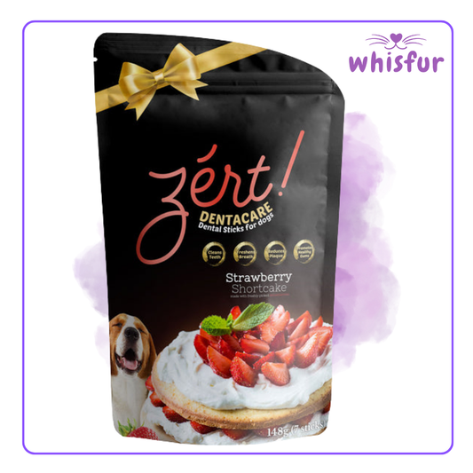 Packaging of zért! Dentacare Strawberry Shortcake dental sticks for dogs with a purple decorative border, branded 'whisfur'.